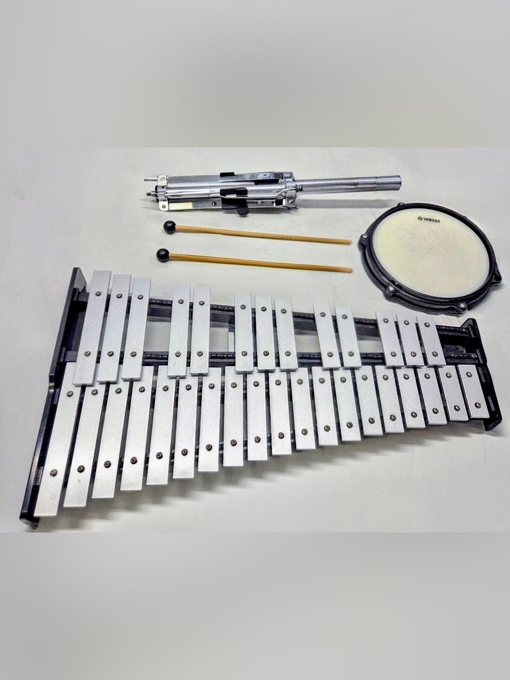 Yamaha Student Percussion Bell Kit Glockenspiel Rolling Case Stand Pad & Mallets